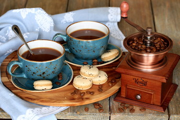 Французские macaron и кофе