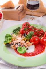 Conchiglie with North Sea shrimps and spinach