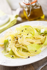 Pasta with zucchini, lemon and pepper
