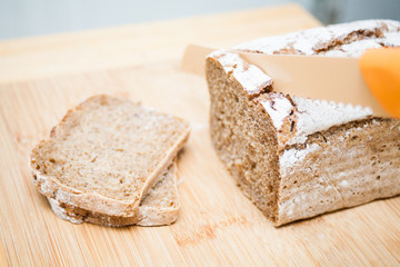 sliced bread and knife