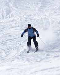 skier skiing