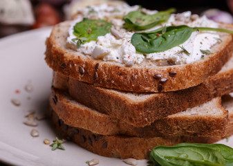 Sandwich with soft cheese