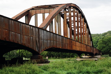 Rostige Eisenbahnbrücke