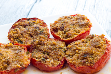 Stuffed tomatoes au gratin