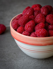 Fresh raspberries in a bowl