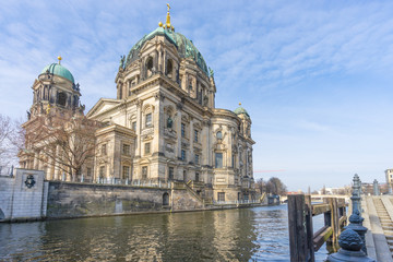Fototapeta na wymiar Berlin cathedral in the morning
