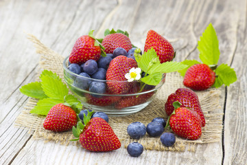 fresh fruits in a bowl