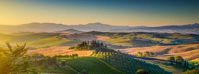 Poster Toscane landschap panorama bij zonsopgang, Val d& 39 Orcia, Italy © JFL Photography