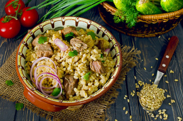 Pearl barley with meat