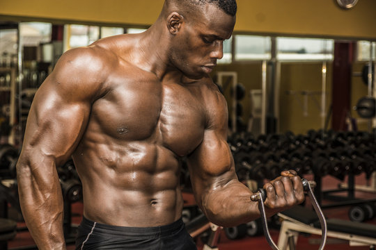 Bodybuilder black Nathan's Muscle