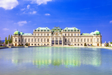 Fototapeta na wymiar beautiful Belvedere palace, Vienna