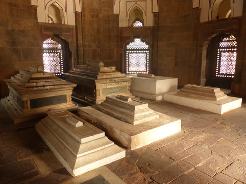 Interior of Isa Khan Niyazi tomb at Humayun's Tomb complex, Delh