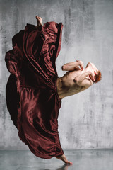 contemporary dancer