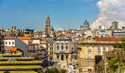 Fototapeta premium View of the city center of Porto - Portugal