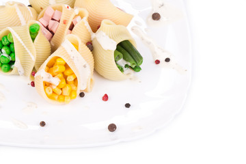 Pasta shells stuffed with vegetables