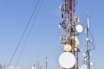 Antenna tower