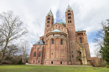 Fototapeta na wymiar Speyer Cathedral Exterior