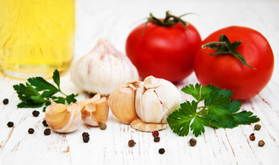 garlic and tomato