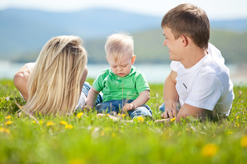 Fototapeta premium Happy family in nature
