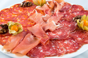 appetizer, entree, hors d'oeuvre