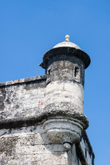 Garita en el histórico Fuerte de San Fernando de Bocachica localizado a la entrada de la Bahía de Cartagena en Colombia