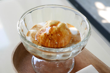 vanilla icecream with affogato coffee