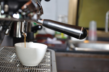 Making fresh coffee via steaming machines,