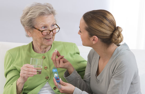 TRAITEMENT MEDICAL SENIOR