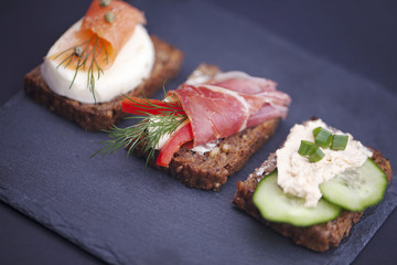 Delicious little sandwiches with tuna, cheese, prosciutto and ve