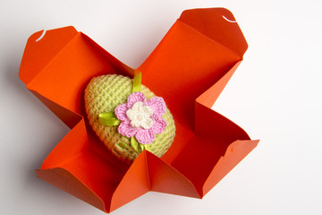 Easter egg made from yarn