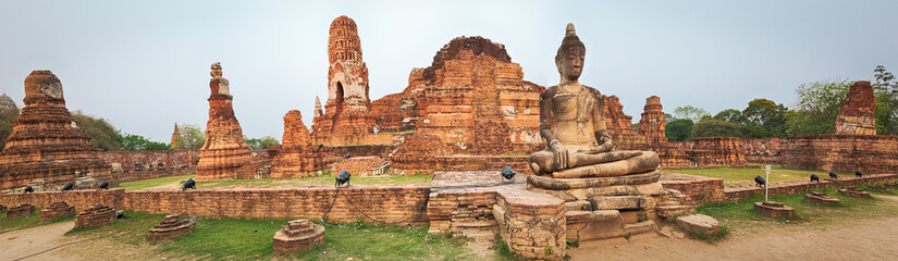Wat Mahatat. Panorama - obrazy, fototapety, plakaty