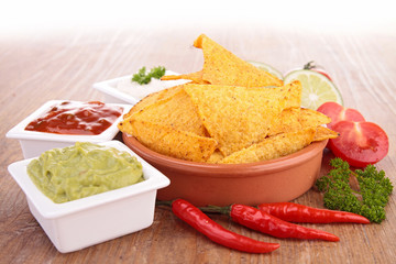 tortilla chip and dips