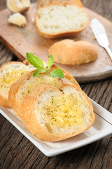 garlic bread