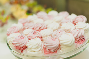 White and Rose Zephyr