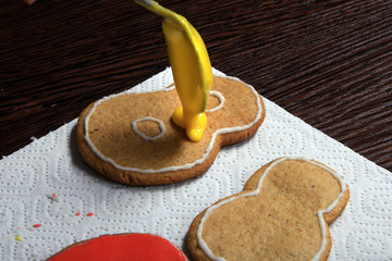 hand-painted ginger cookies