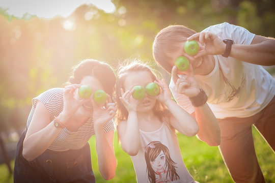 Family, Apples, Fun