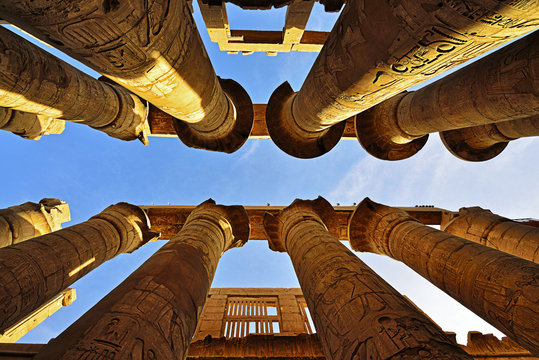 Gro&szlig;er S&auml;ulensaal im Karnak Tempel in Luxor - &Auml;gypten