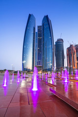 Fototapeta premium Skyscrapers of Abu Dhabi at dusk, United Arab Emirates