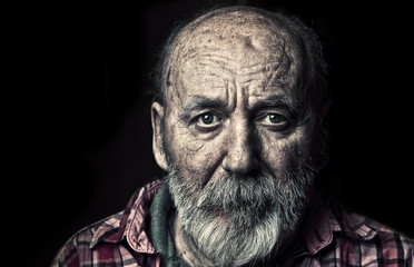 Very old homeless senior man portrait - 80809152