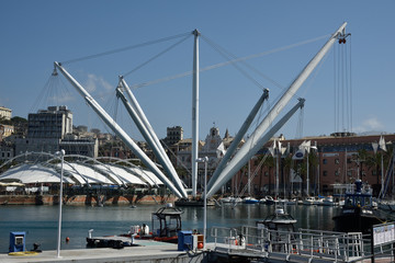 Fototapeta na wymiar Genova, porto antico