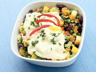 vegetable salad with maionaise