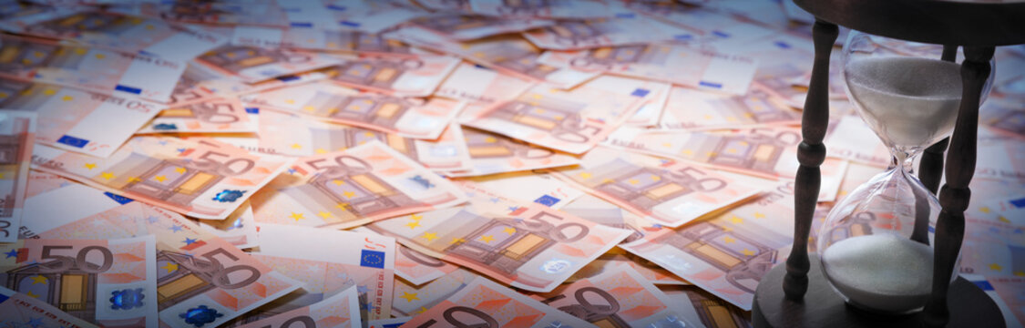 timer euro - loan concept - with empty defocus space for text - Powered by Adobe