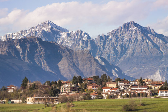 Brianza - Vista sulle prealpi lombarde