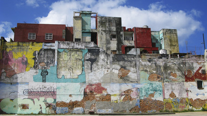 Old Wall on Street, Havan