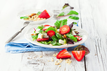 Spring salad with spinach leaves