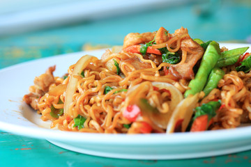 Fried pork chops drunken noodles
