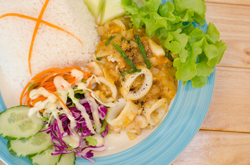 Stir Fried Squid with Salted Egg Yolk