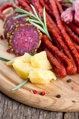 smoked salami, sausages, proschiutto and cheese