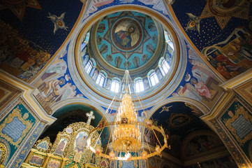 Fototapeta na wymiar Interior of the Orthodox Church beautiful inside