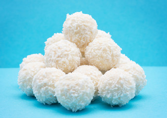 Coconut candy